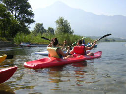 Vacanzenatura In canoa sul Mera